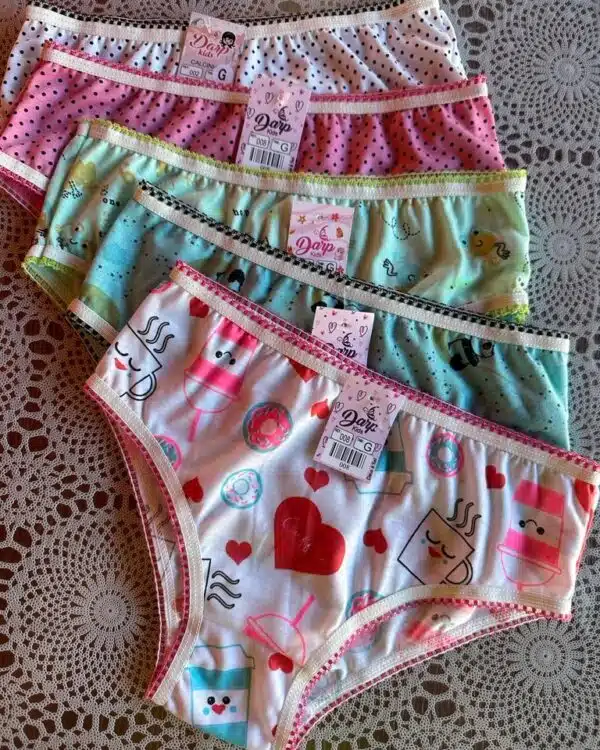 Calcinha Infantil Estampada Tecido PP Pacote Com 10 Unidades - Imagem 3